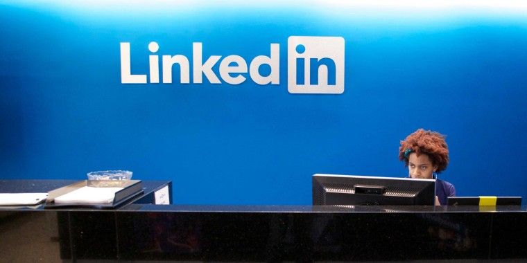 I nuovi profili di LinkedIn, da Mobile