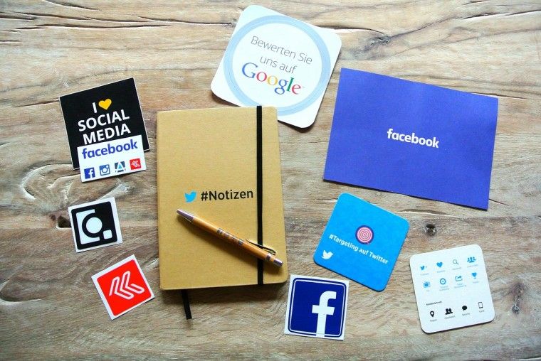 Social e contraddittorio online