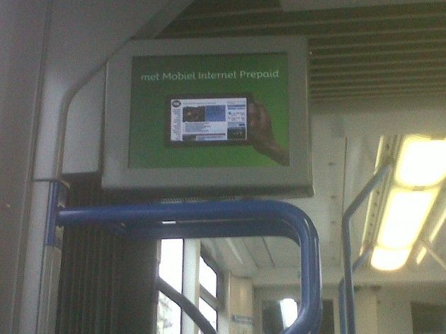 Mobile bus