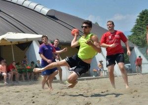 Bolo beach handball