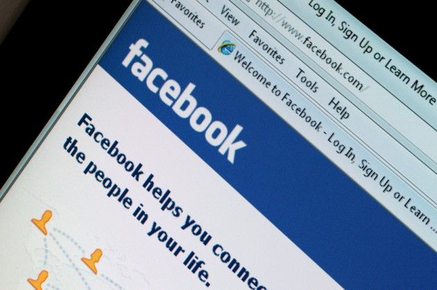 Facebook manda in pensione Internet Explorer 7 con la nuova Timeline