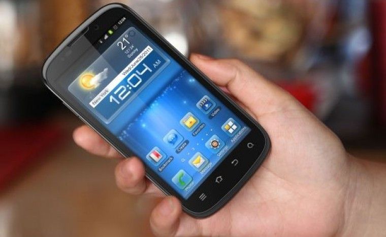 Uno smartphone ZTE a 8 core, nel 2013