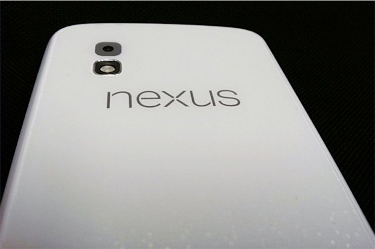 Nexus 4 White: a Luglio anche in Italia