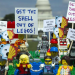 <b>Shell e LEGO insieme: gli omini protestano</b>